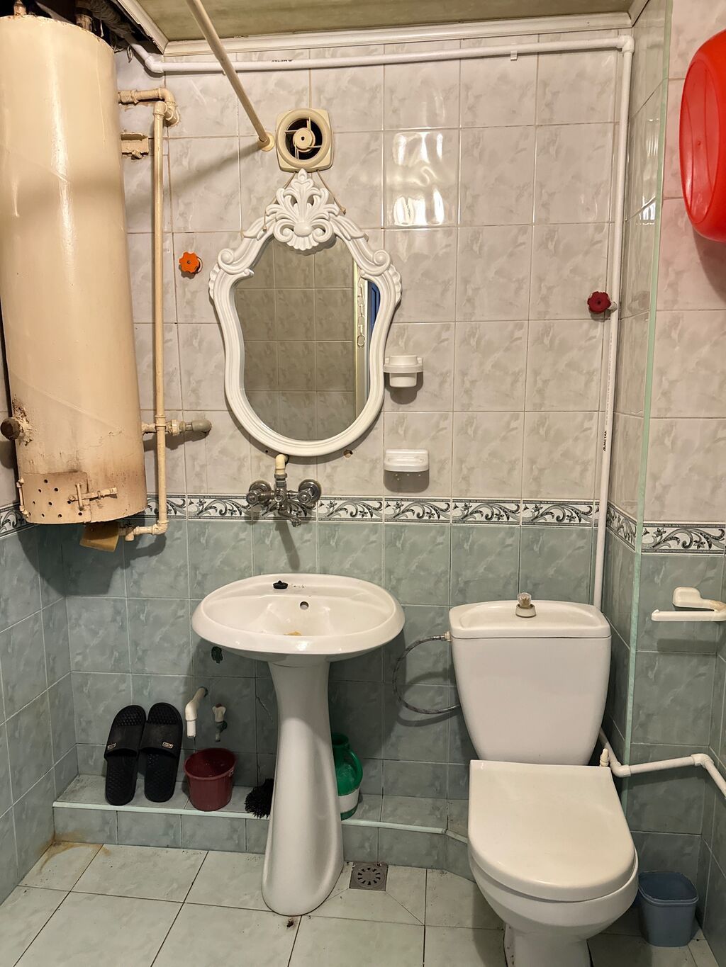 Gəncə şəhərində,Dəmiryolu vağzalında Tam mebel və məişət avadanlıqları — Daşınmaz əmlak, Gəncə (9)