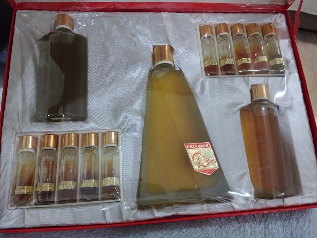 Ətirlər — Şəxsi əşyalar, Bakı (10)