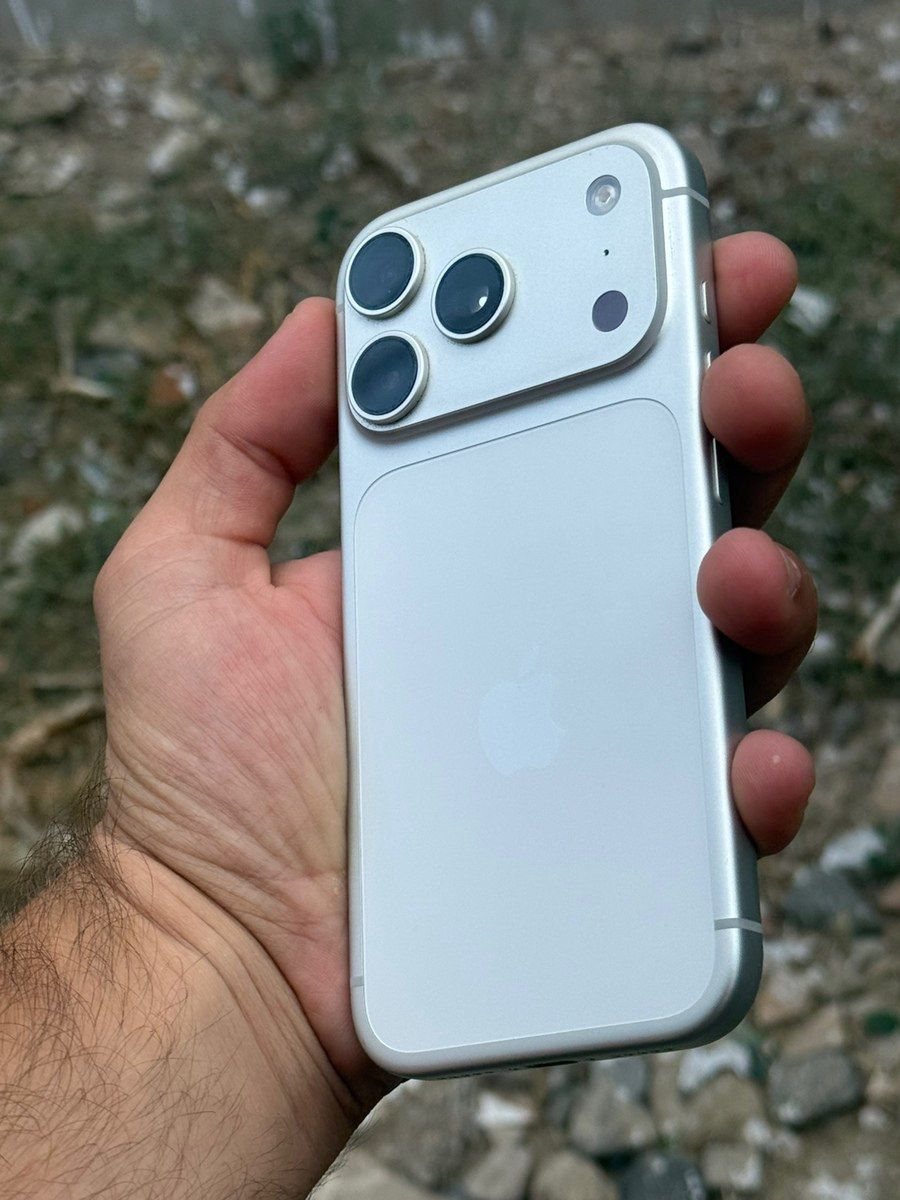 Apple iPhone 17 Pro Silver 256GB/12GB — Telefonlar və qadjetlər, Bakı (2)