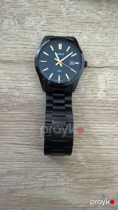Casio qol saatı – klassik analoq dizayn - Korpus və qolbaq: qara