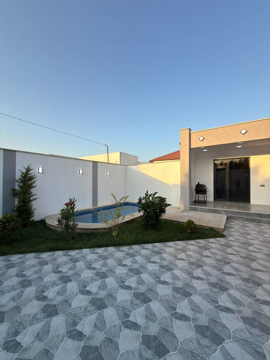 Satılır 4 otaqlı həyət evi/bağ evi 130 m² — Ev, villa, Bakı (4)