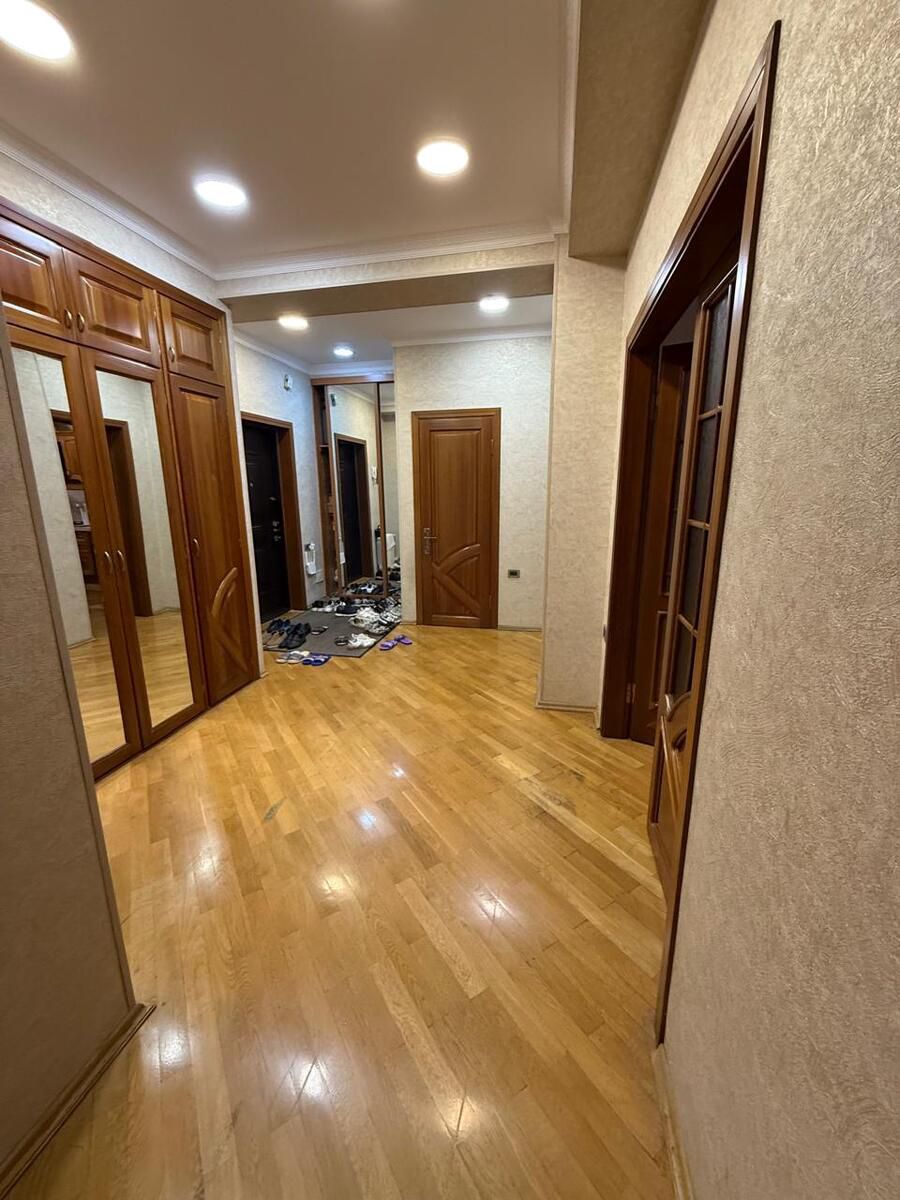 Satılır 4 otaqlı yeni tikili 170 m² — Mənzil, Bakı (11)