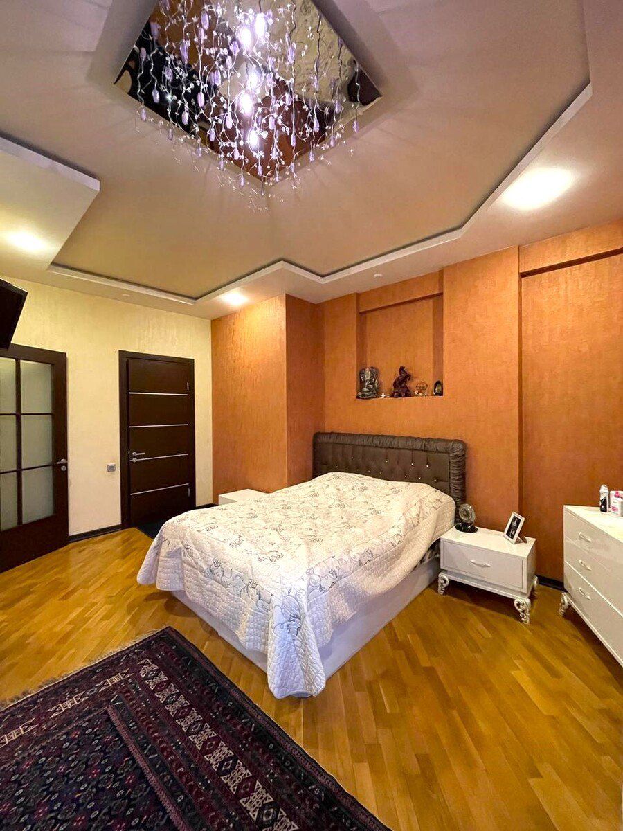 Satılır 4 otaqlı yeni tikili 198 m² — Mənzil, Bakı (5)