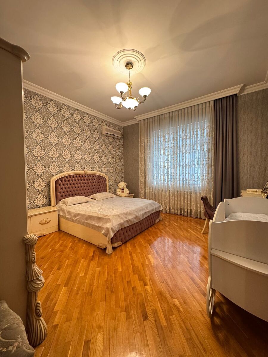 Satılır 6 otaqlı həyət evi/bağ evi 900 m² — Ev, villa, Bakı (8)