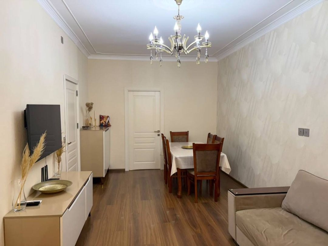 Satılır 2 otaqlı köhnə tikili 55 m² — Mənzil, Bakı (4)