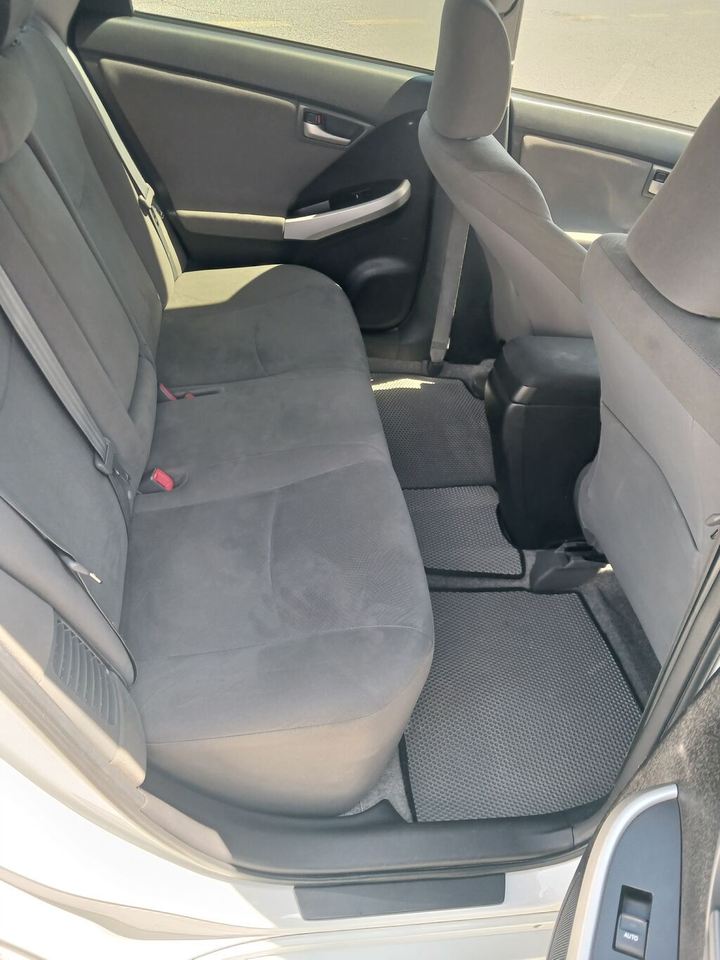 Toyota Prius: 1.8 l | 2012 il Hetçbek — Avtomobillər, Xırdalan (6)