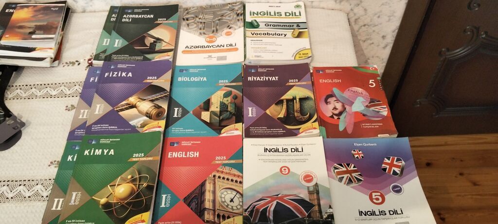 Məhsul: Məktəb və abituriyentlər üçün dərs vəsaitləri toplusu Tərkib — Kitablar və jurnallar, Bakı