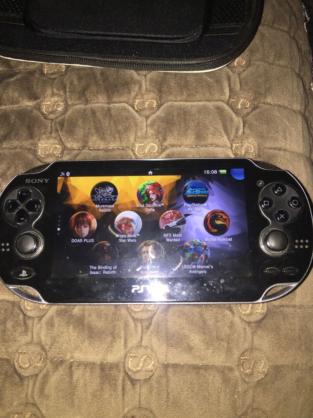 Sony PlayStation Vita handheld oyun konsolu Xüsusiyyətlər: - 5" OLED — Elektronika, Gəncə (4)