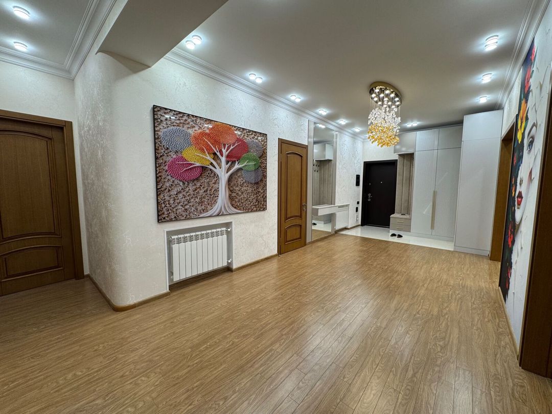 Satılır 3 otaqlı yeni tikili 140 m² — Mənzil, Bakı (4)
