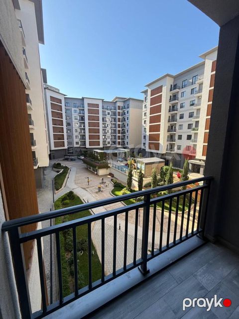 İcarəyə verilir 3 otaqlı yeni tikili 105 m²