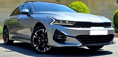 Kia K5: 2 l | 2022 il Sedan