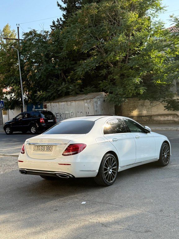 Mercedes E 220 d, 2.0 L, 2016 il, 250 000 km — Avtomobillər, Bakı (6)