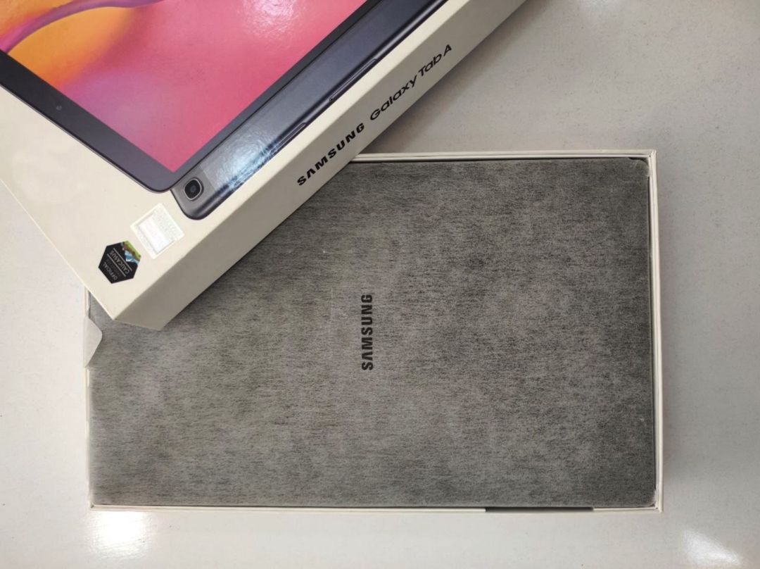 Samsung Galaxy Tab A 8.0 — Elektronika, Bakı