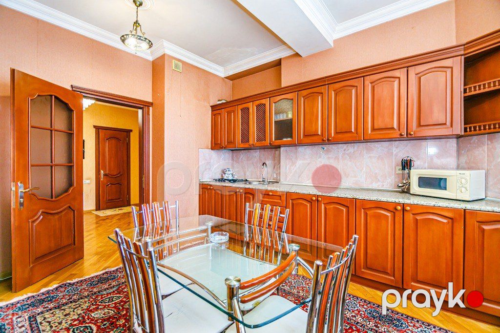 İcarəyə verilir 3 otaqlı yeni tikili 160 m² — Mənzil, Bakı (11)
