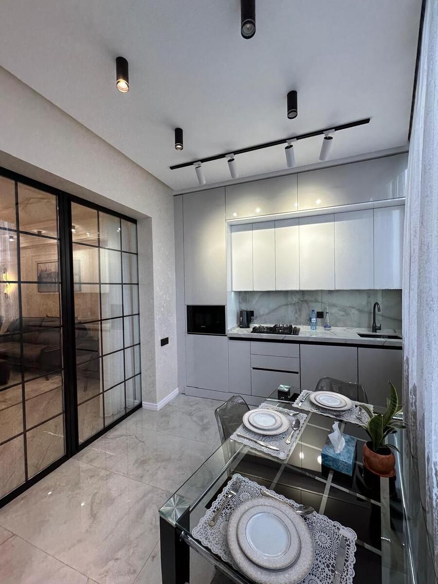 İcarəyə verilir 3 otaqlı yeni tikili 150 m² — Mənzil, Bakı (9)