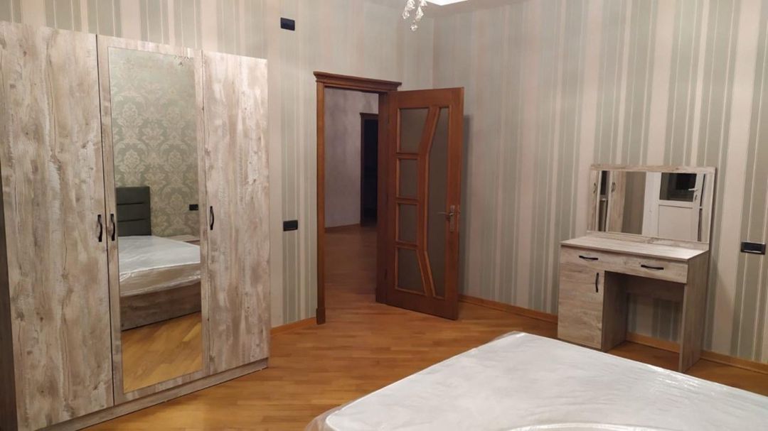 İcarəyə verilir 4 otaqlı yeni tikili 160 m² — Mənzil, Bakı (6)
