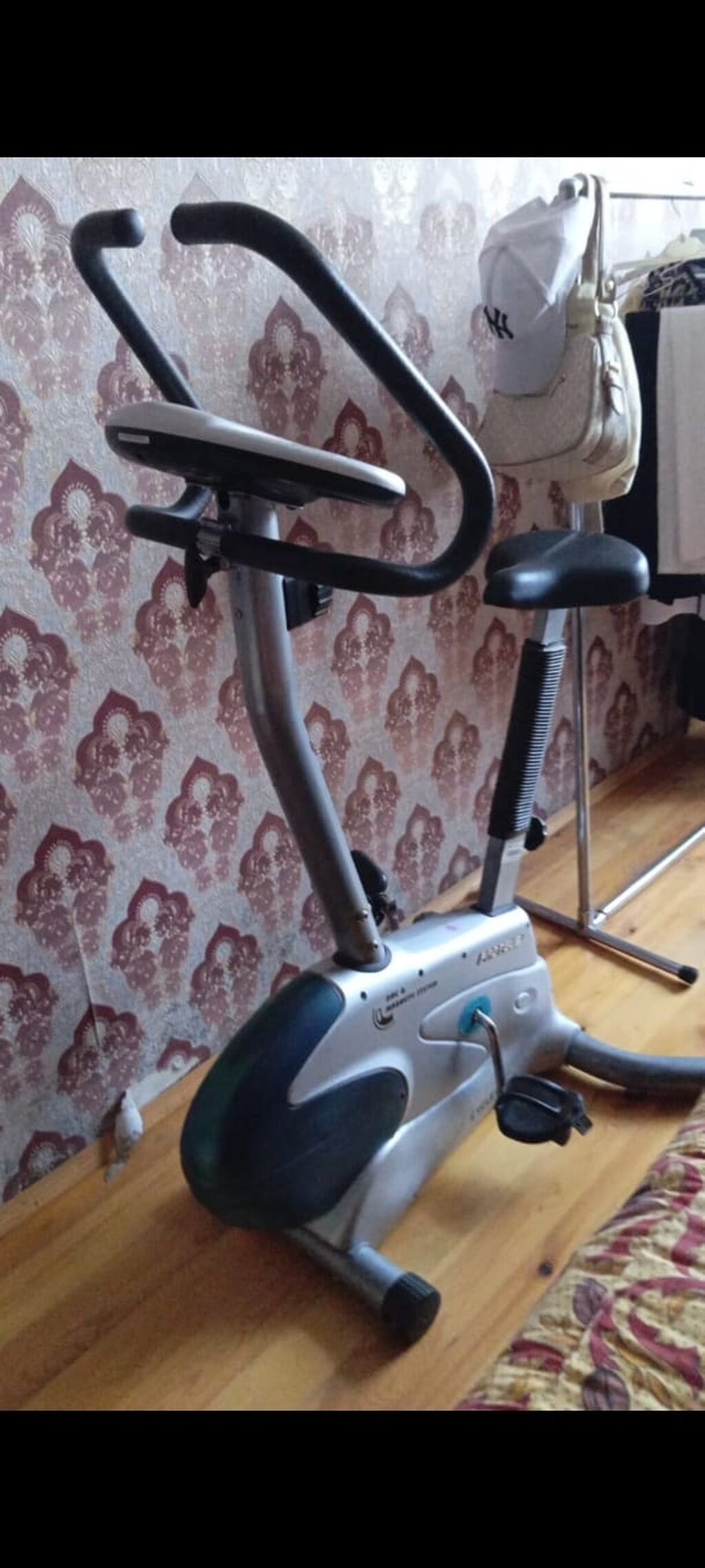🚴 İdman velotrenajoru satılır! 💰 Qiymət: 300 ₼ ⚖️ 150 kq-a qədər çəki