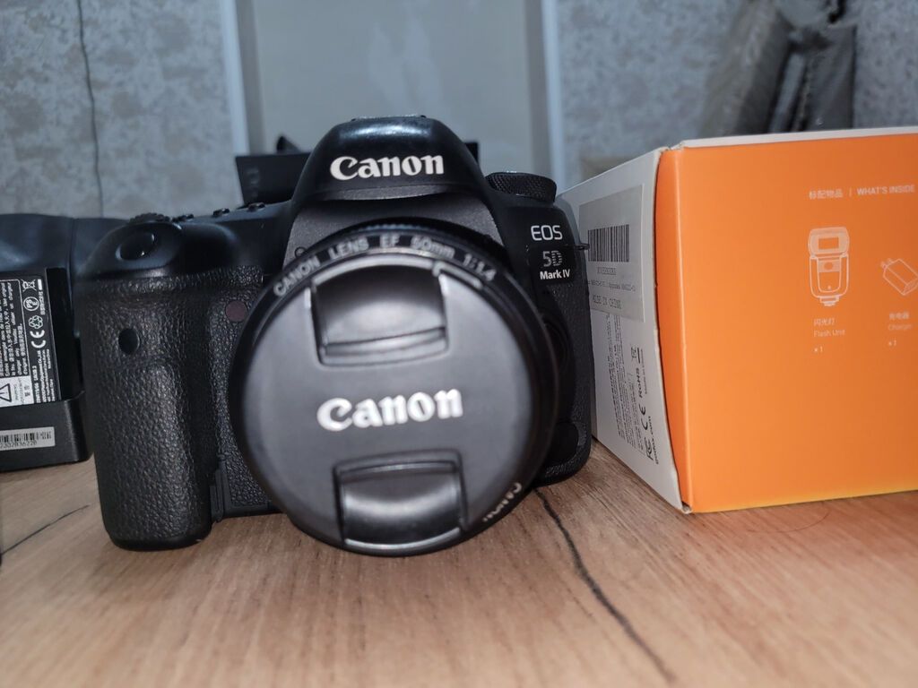 **Canon 5D Mark IV + aksesuarlar satılır** Canon 5D Mark IV — **48K