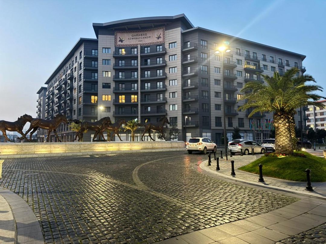 Satılır 4 otaqlı yeni tikili 147 m² — Mənzil, Bakı (3)