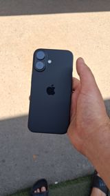 IPhone 16, 128 GB, Qara, Simsiz şarj — Smartfonlar