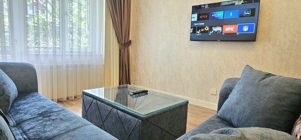 İcarəyə verilir 2 otaqlı köhnə tikili 65 m² — Mənzil, Bakı (8)