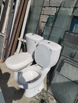 Unitaz dəsti – 2 ədəd - Material: keramika - Rəng: ağ - Komplektasiya — Сантехника