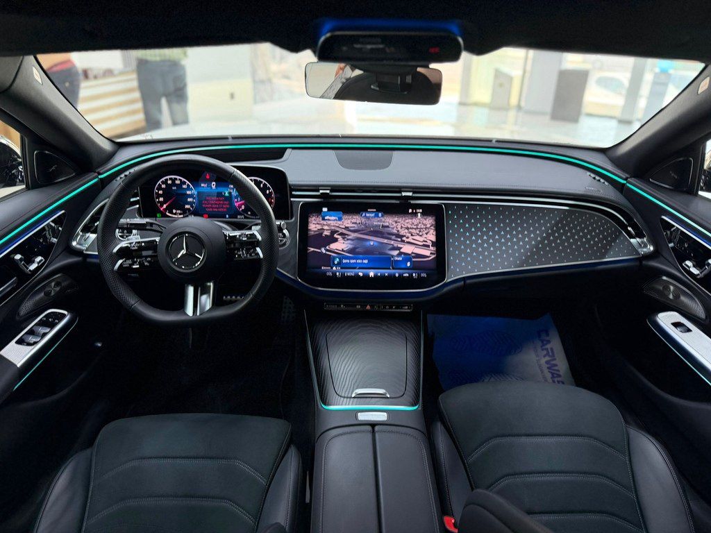 Mercedes E 200, 2.0 L, 2025 il, 11 000 km — Avtomobillər, Bakı (7)