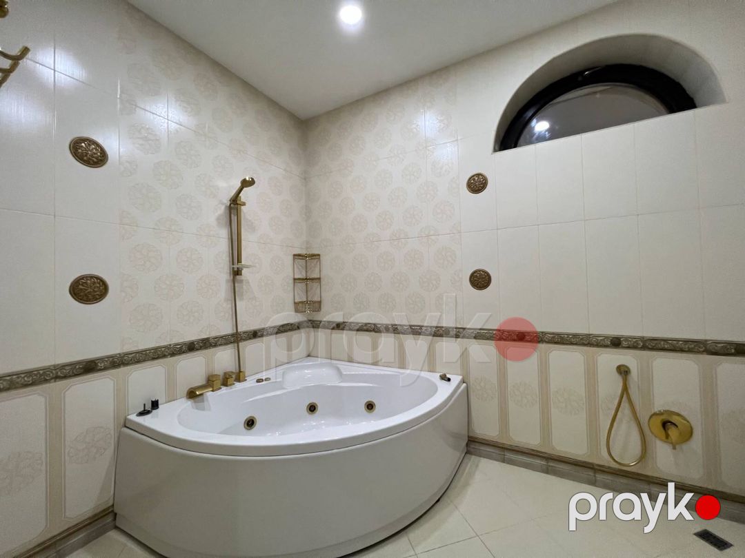 Satılır 8 otaqlı həyət evi/bağ evi 1000 m² — Ev, villa, Bakı (9)