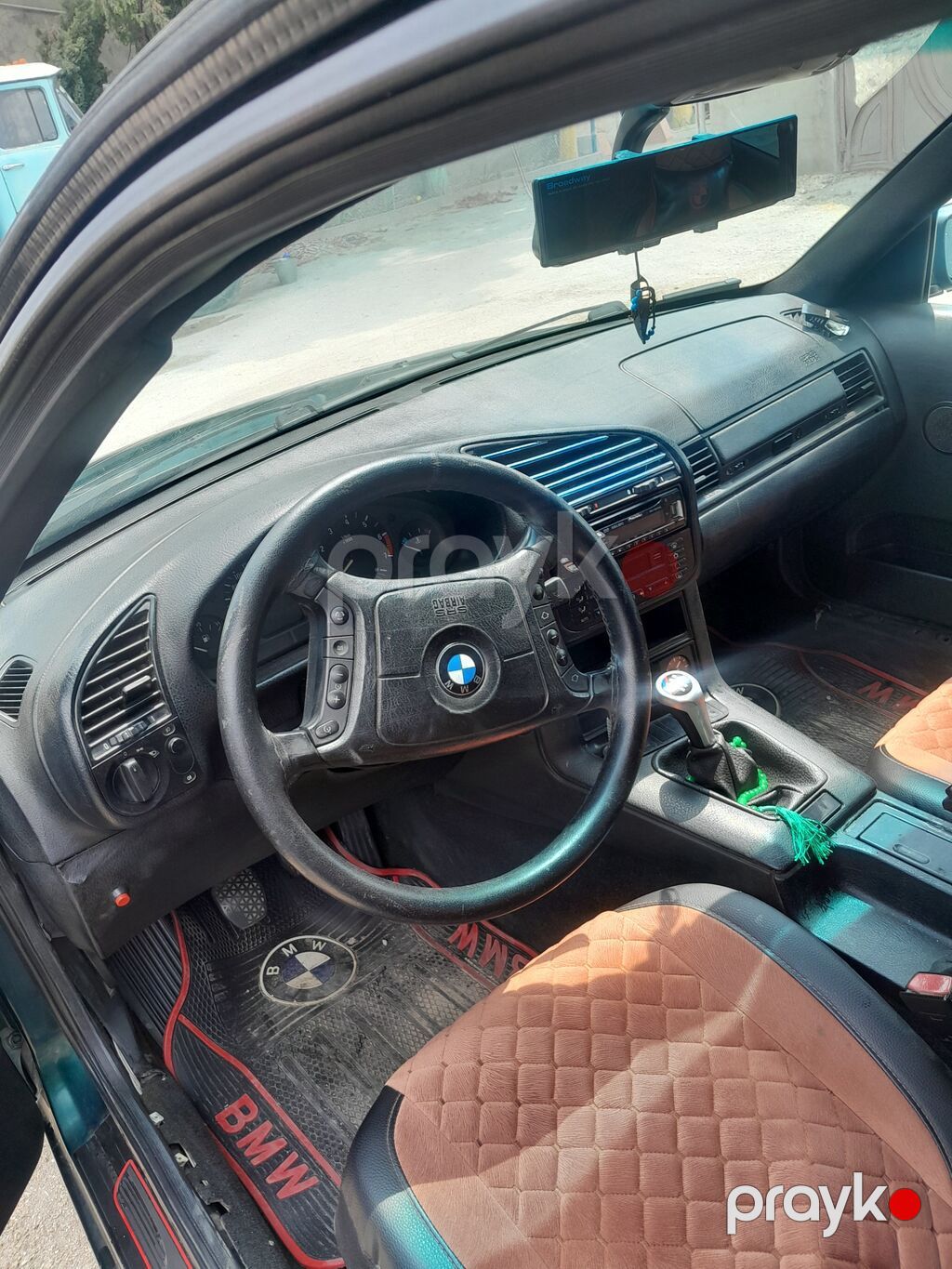 BMW sedan, yaşıl-mavi (tünd petrol) rəng. E36 kuzov. - 4 qapı, salon — Avtomobillər, Digah (3)