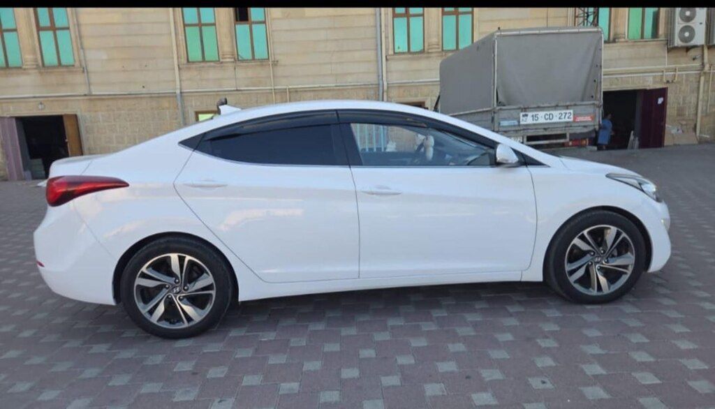 Hyundai Avante, 1.6 L, 2015 il, 65 000 km — Avtomobillər, Şirvan (7)