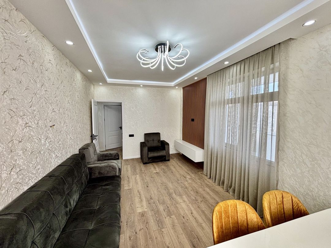 Satılır 2 otaqlı köhnə tikili 65 m² — Mənzil, Bakı (2)