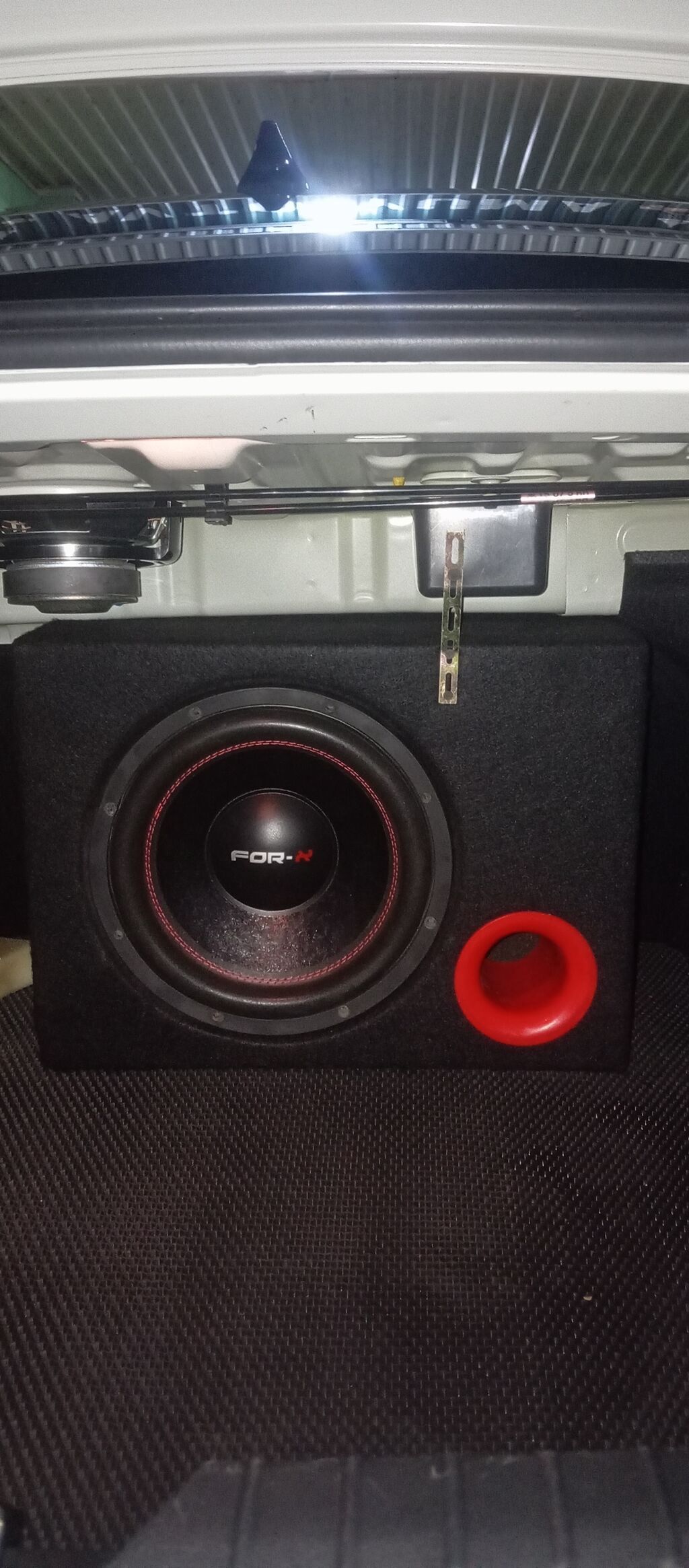 FOR-X avtomobil subvuferi – qutu ilə - Markası/modeli: FOR-X (loqolu)