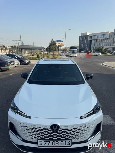 Changan CS 55 Plus, 1.5 L, 18.4 kWh, 2025 il, 5 700 km