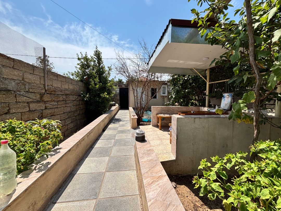Həyət evi, Buzovna qəs. — Daşınmaz əmlak, Bakı