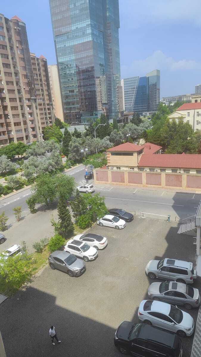 Satılır 3 otaqlı köhnə tikili 90 m² — Mənzil, Bakı