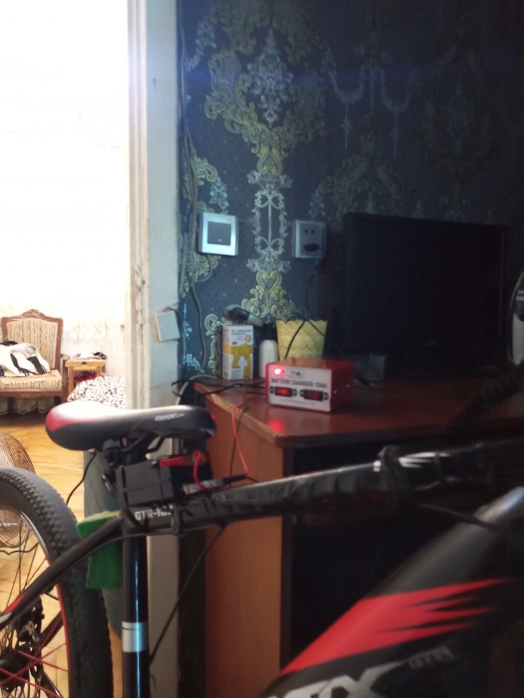 Bmx markalı 26-lıq velosiped qırmızı-qara qarışığ rəng üstündə danq — Dağ velosipedləri, Bakı (9)