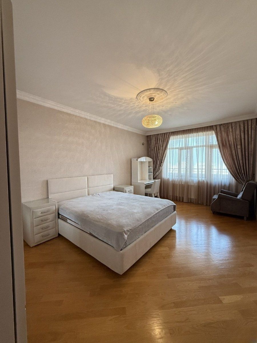 Satılır 3 otaqlı yeni tikili 176 m² — Mənzil, Bakı (2)