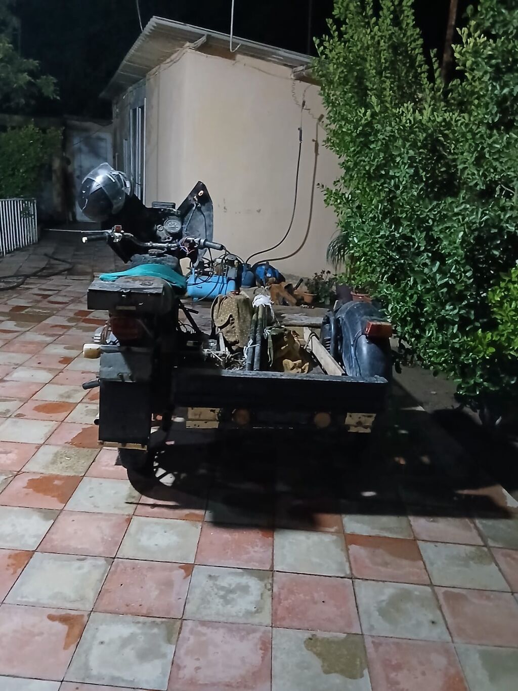 Yük daşımağa uyğun üçtəkərli motosiklet (yan qoşqu ilə) real alıcılar — Motosikletlər, Salyan