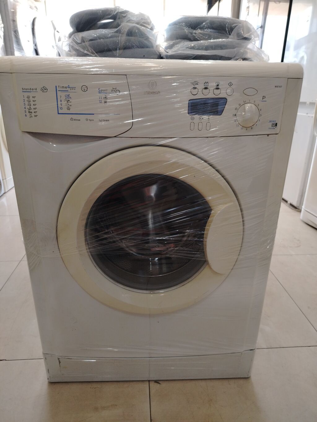 Indesit WIE107 önyükləməli paltaryuyan maşın - Yükleme: ön tərəfdən — Paltaryuyan maşınlar, Bakı
