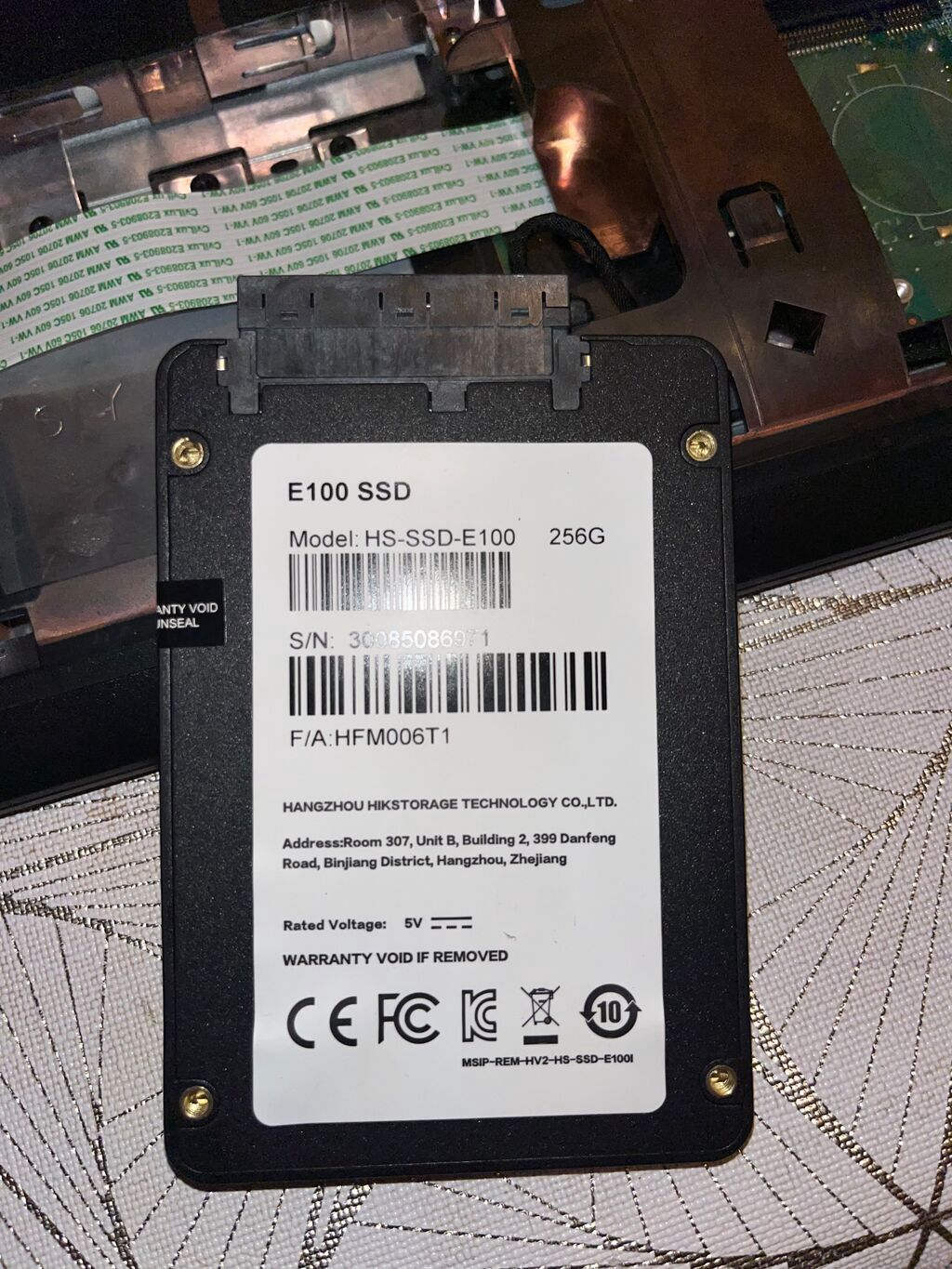 Hikvision E100 SSD 256GB (HS-SSD-E100) - 2.5" SATA III — Sabit diskləri, Masazır (2)
