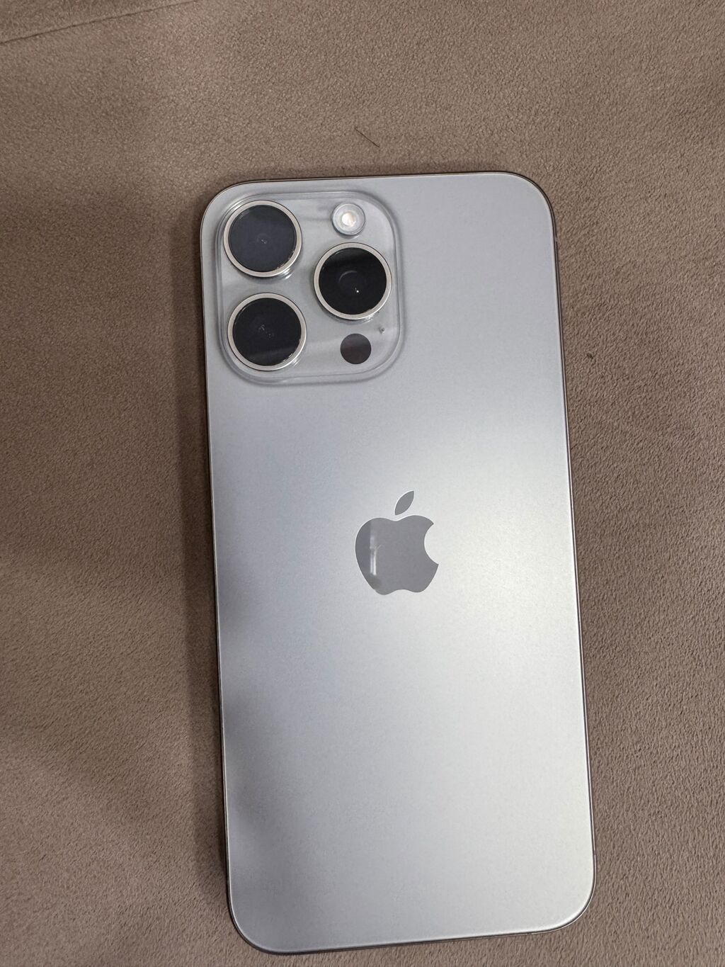 IPhone 15 Pro Max, 256 GB — Apple iPhone, Digah (8)