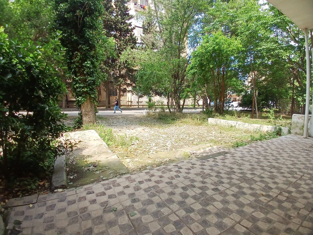 Satılır 3 otaqlı köhnə tikili 98 m² — Mənzil, Bakı (2)