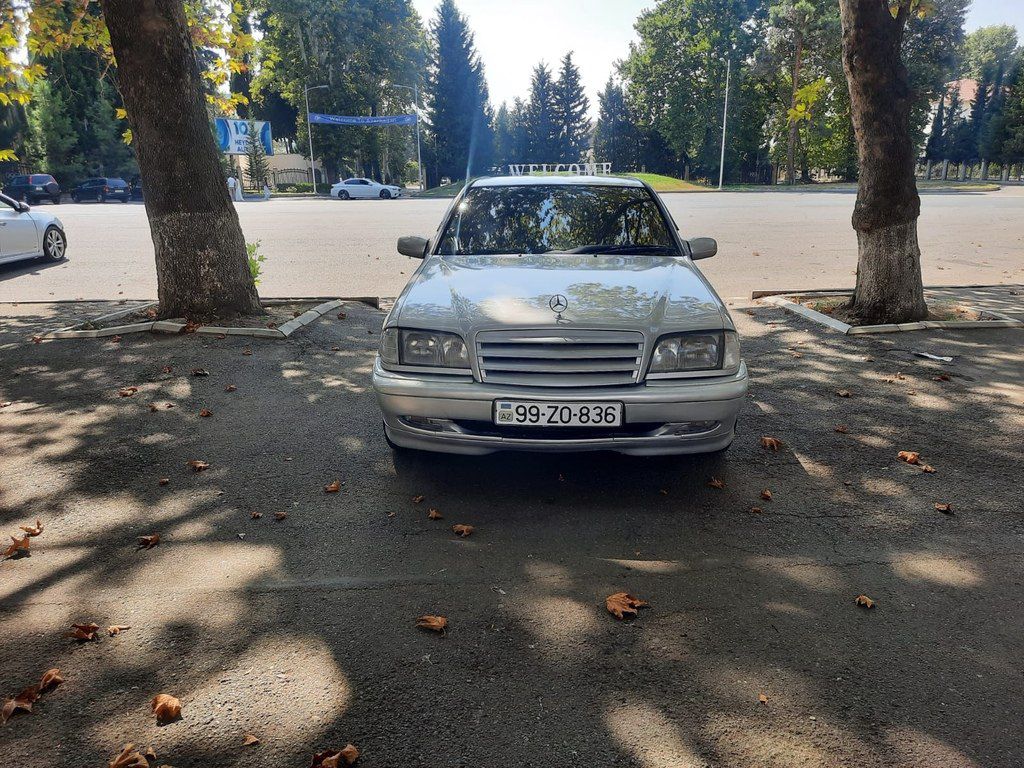 Mercedes C 200, 2.0 L, 1999 il, 326 000 km — Avtomobillər, Mingəçevir