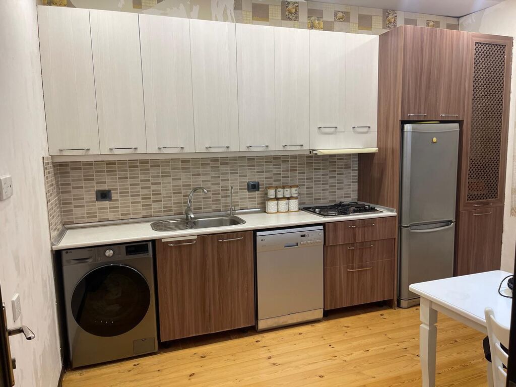 *ZB* *MƏTBƏX MEBELİ* Qiyməti *350 azn* ölçü *4 metr* unvan Yeni — Mebel, Bakı