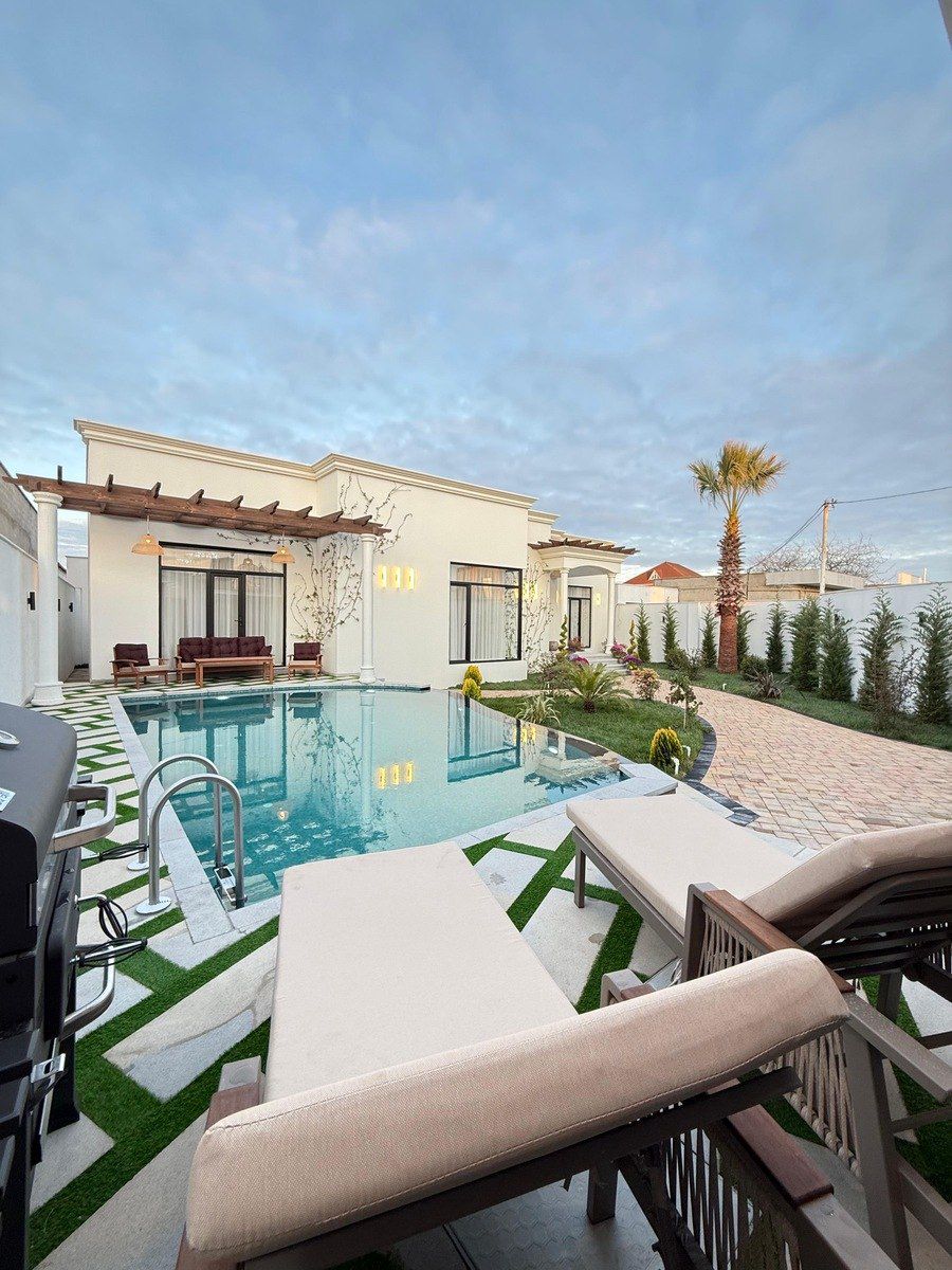 Satılır 4 otaqlı həyət evi/bağ evi 200 m² — Ev, villa, Bakı (2)