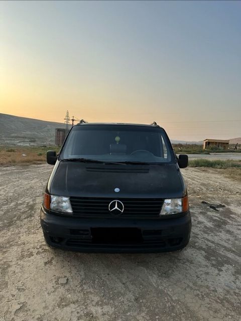 Mercedes Vito 112 CDI, 2.1 L, 2001 il, 300 000 km