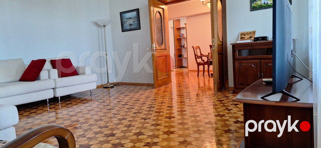 Satılır 4 otaqlı köhnə tikili 145 m² — Mənzil, Bakı (3)