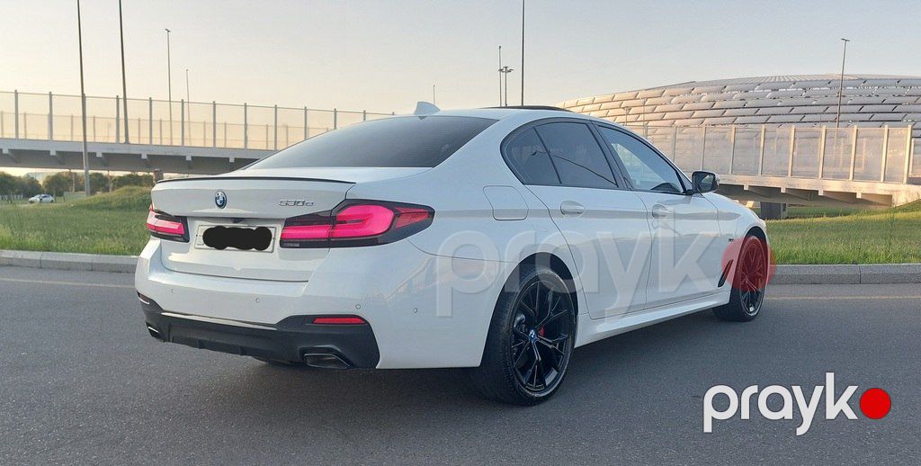 BMW 530e, 2.0 L, 12 kWh, 2023 il, 32 000 km — Avtomobillər, Bakı (9)