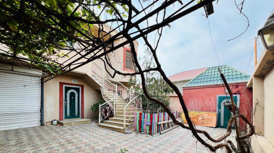 Satılır 7 otaqlı həyət evi/bağ evi 340 m² — Ev, villa, Bakı (2)
