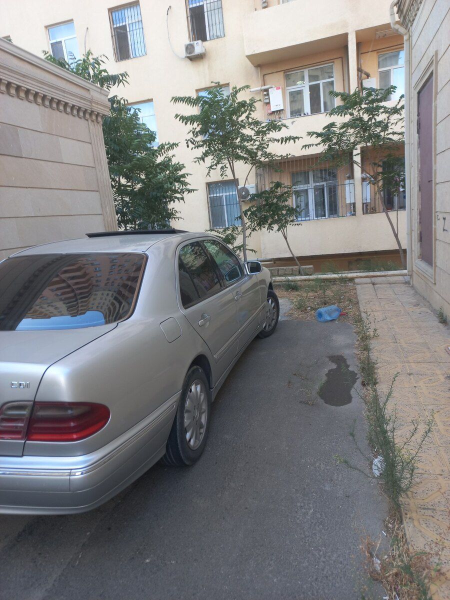 Mercedes E 220, 2000 il — Avtomobillər, Bakı (3)